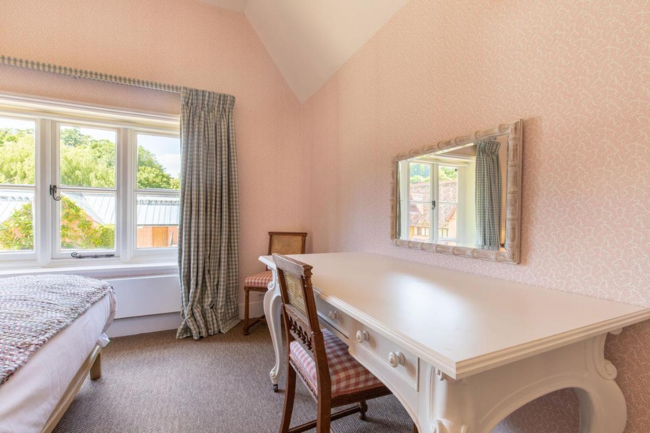 The Five Arrows Hotel Waddesdon Extérieur photo