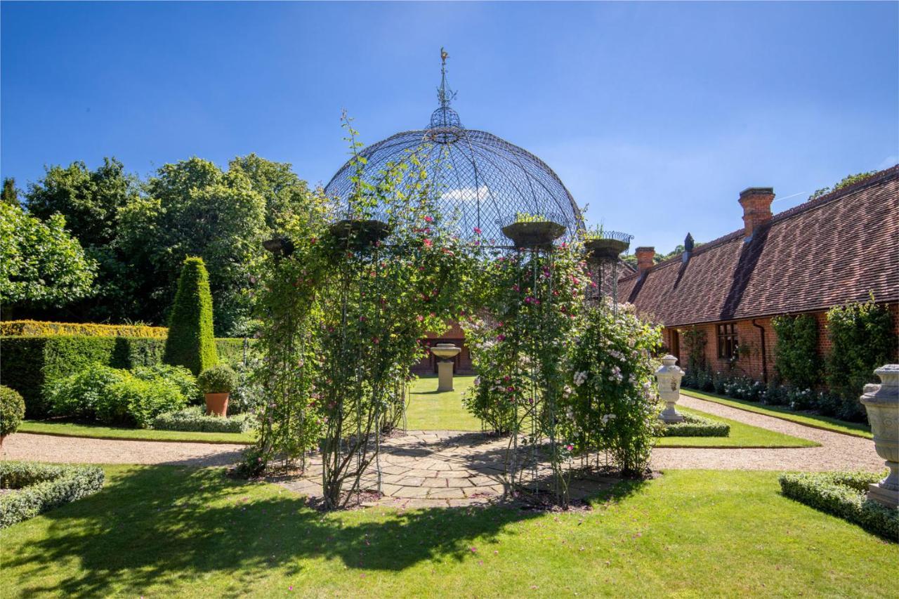 The Five Arrows Hotel Waddesdon Extérieur photo