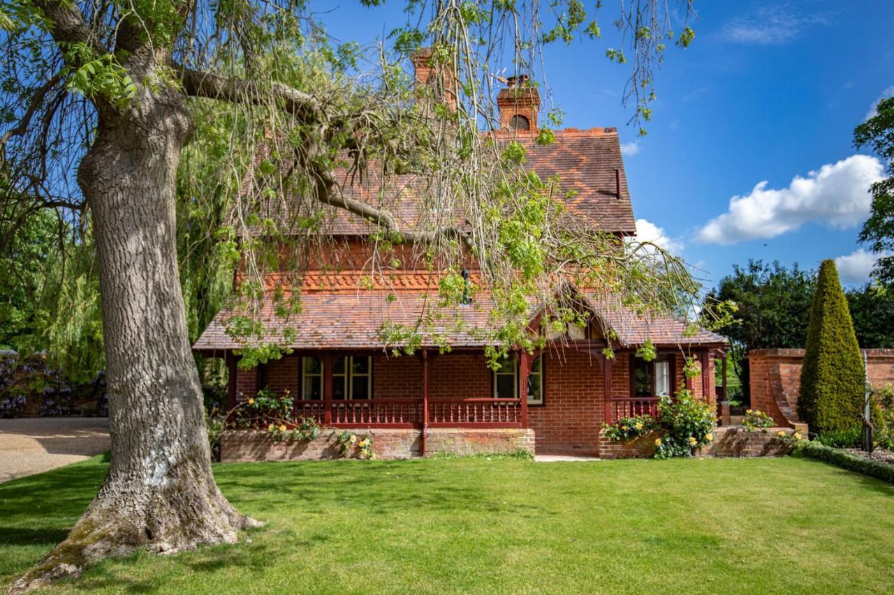 The Five Arrows Hotel Waddesdon Extérieur photo
