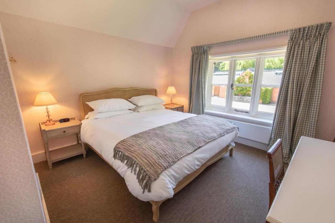 The Five Arrows Hotel Waddesdon Extérieur photo