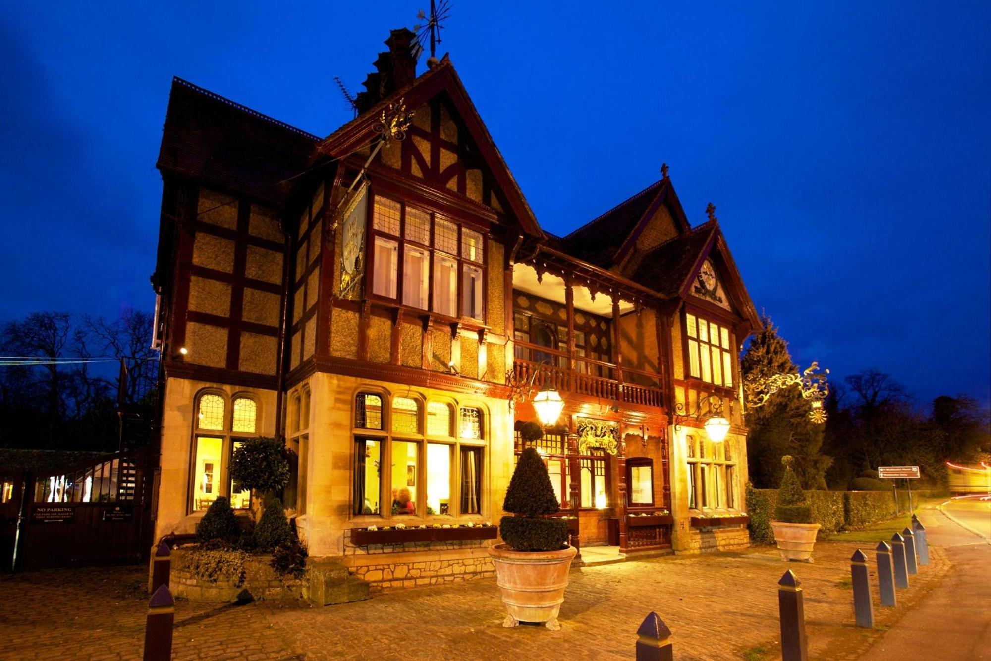 The Five Arrows Hotel Waddesdon Extérieur photo